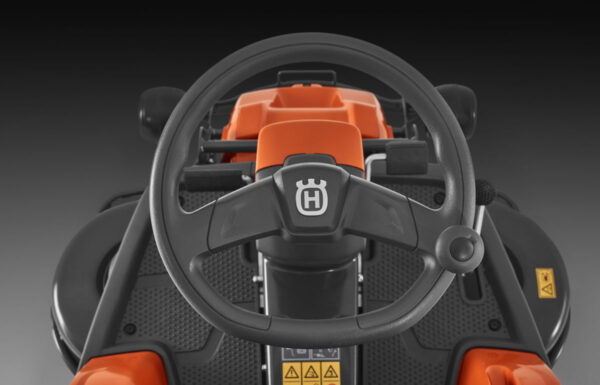 HUSQVARNA Frontmäher R 216T AWD – Modell 2023 inkl. Combi Mähdeck 103cm - Image 5
