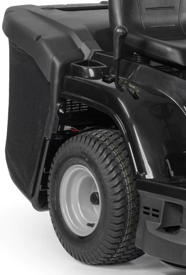 Alpina Rasentraktor AT4 84 A – Modell 2024 - Image 3