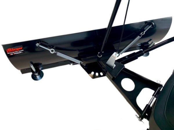 Black Edition® Rasentraktor PRO 155/84 – Winterpaket 110 Plus - Image 14