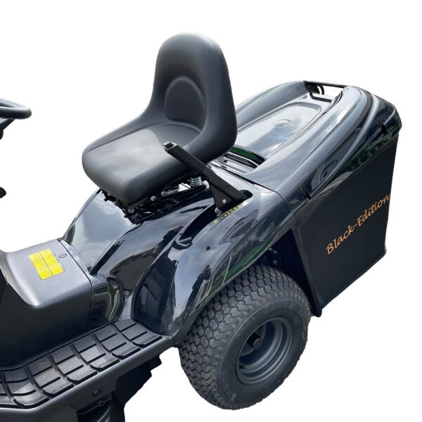Black Edition Rasentraktor Pro 225/92 Twin H mit Kehrmaschine - Image 8