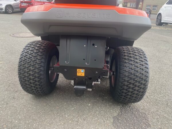 Husqvarna Rasentraktor TS 114 inkl. Winterpaket 110 - Image 14