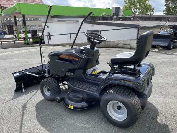 Black Edition Stiga Rasentraktor Pro 155/98 SD mit Winterpaket - Image 7