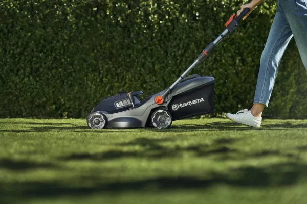 HUSQVARNA Aspire® LC34-P4A ohne Akku und Ladegerät - Image 7